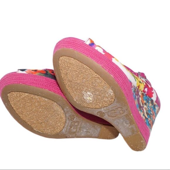 Gianni Bini Floral Peep-Toe Platform Wedges, Size - Picture 5 of 12